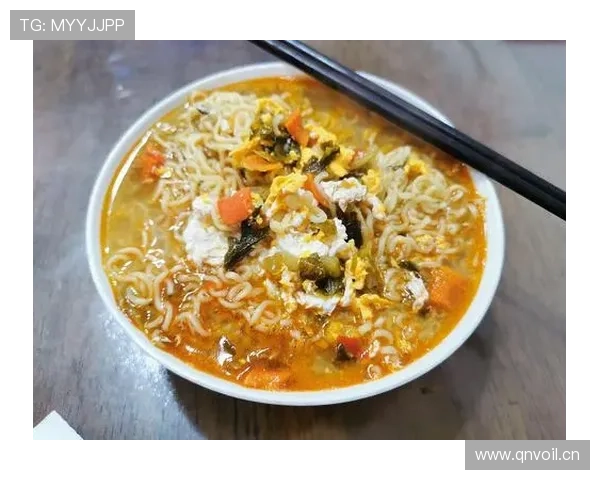 辛德hu打完比赛回家还要自己煮泡面？